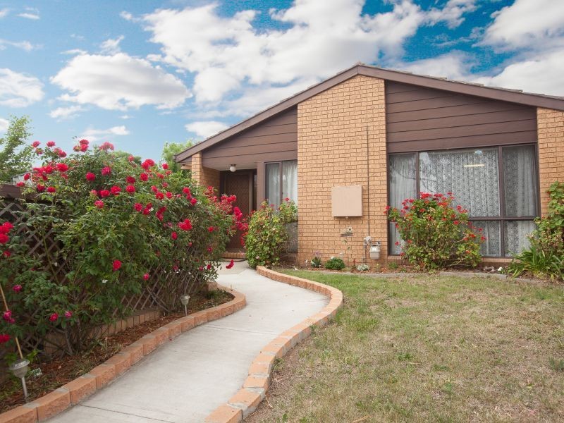 27 Carpenter Close, Calwell ACT 2905