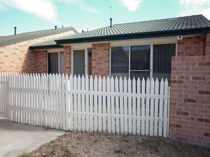 8/10 Zeitz Court, Banks ACT 2906