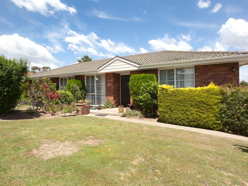 24 Tytherleigh Street, Wanniassa ACT 2903