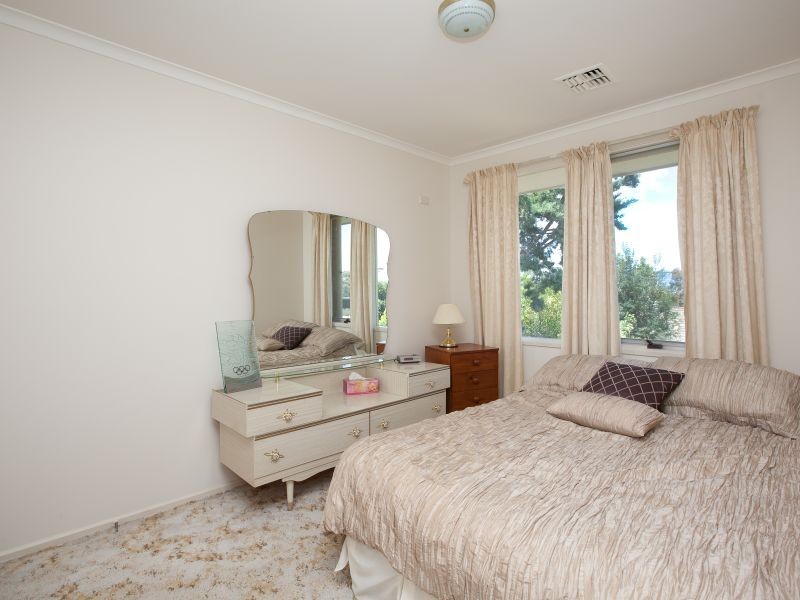 24 Tytherleigh Street, Wanniassa ACT 2903