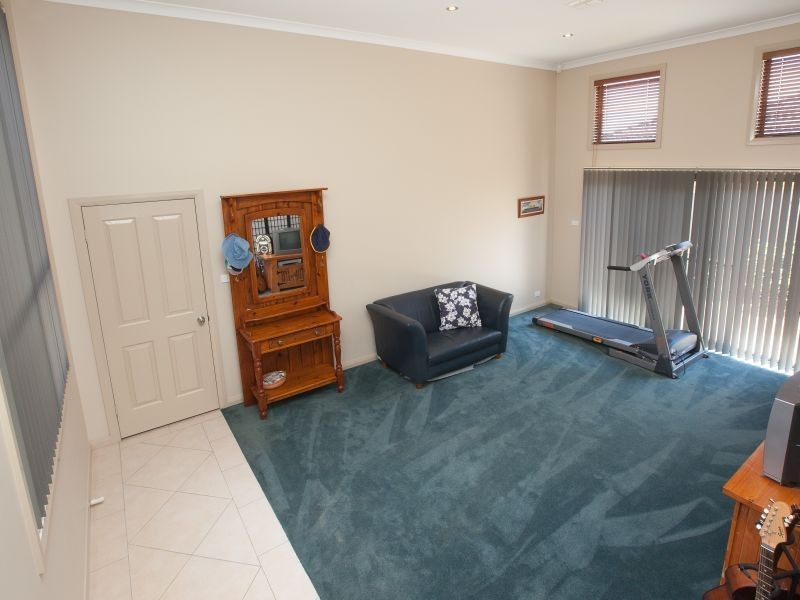 44 Olive Pink Crescent, Banks ACT 2906