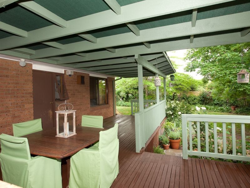 16 Moonbi Crescent, Isabella Plains ACT 2905