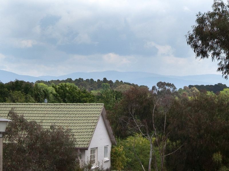 4 Hampton Circuit, Yarralumla ACT 2600