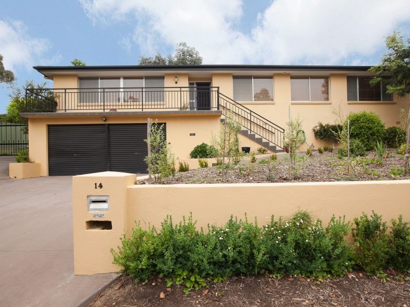 14 Steinwedel Street, Farrer ACT 2607