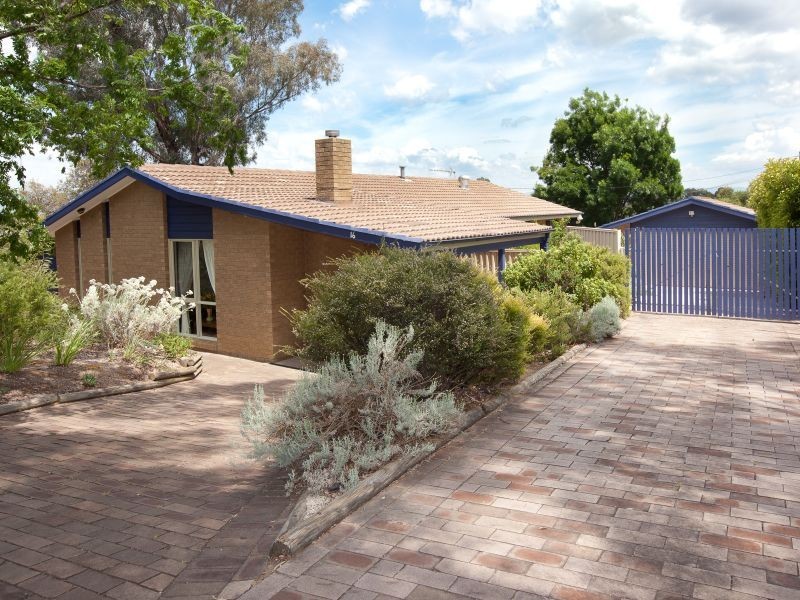 16 Baskerville Street, Chisholm ACT 2905