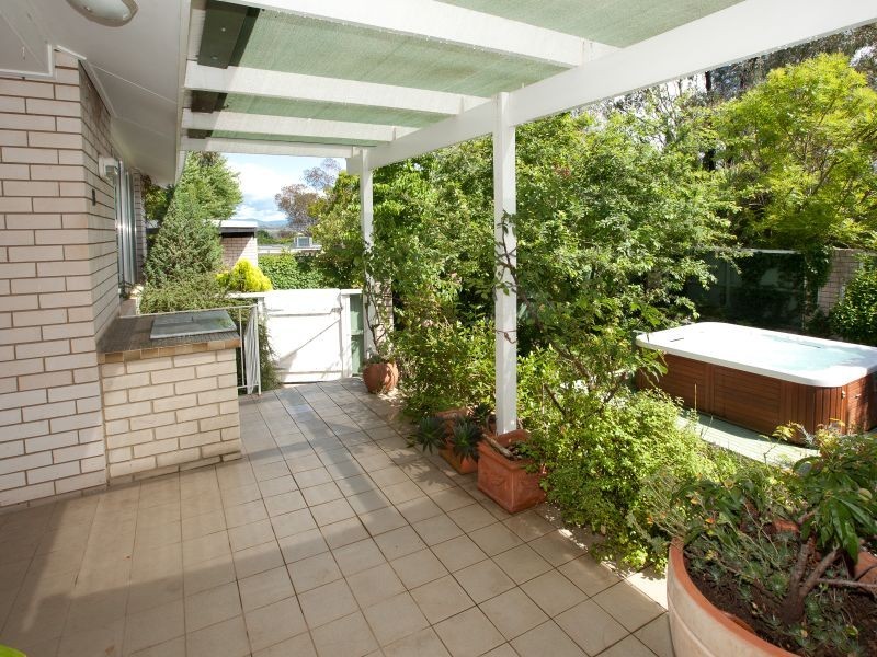 18 Wambaya Crescent, Waramanga ACT 2611