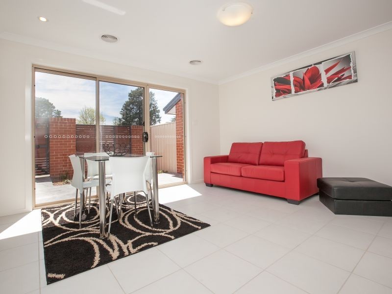14/3 Broughton Place, Queanbeyan NSW 2620
