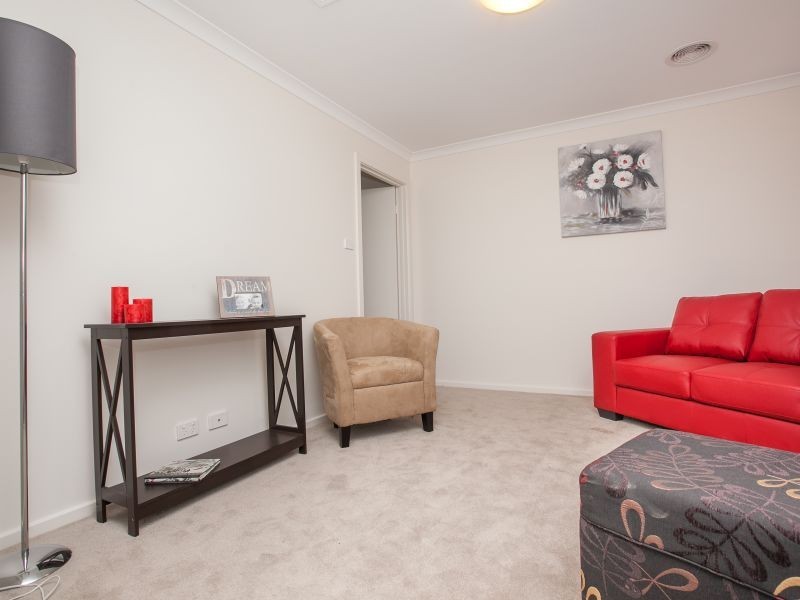 14/3 Broughton Place, Queanbeyan NSW 2620