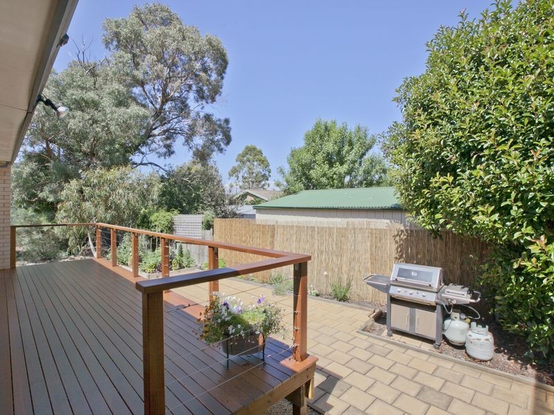 4 Hallett Place, Kambah ACT 2902