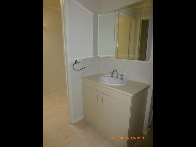 1/11 Charlton Crescent, Gordon ACT 2906