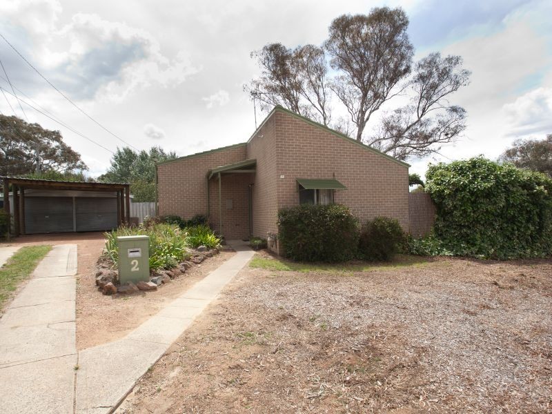 2 Hopwood Place, Kambah ACT 2902