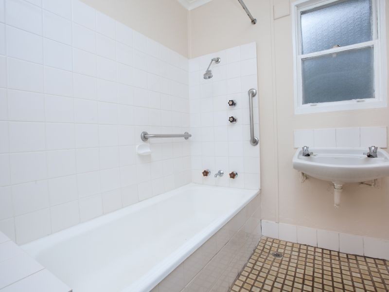 21 Gormanston Crescent, Deakin ACT 2600