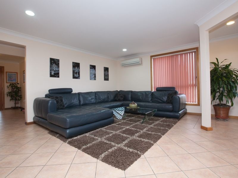 41 Kinsella Street, Queanbeyan NSW 2620