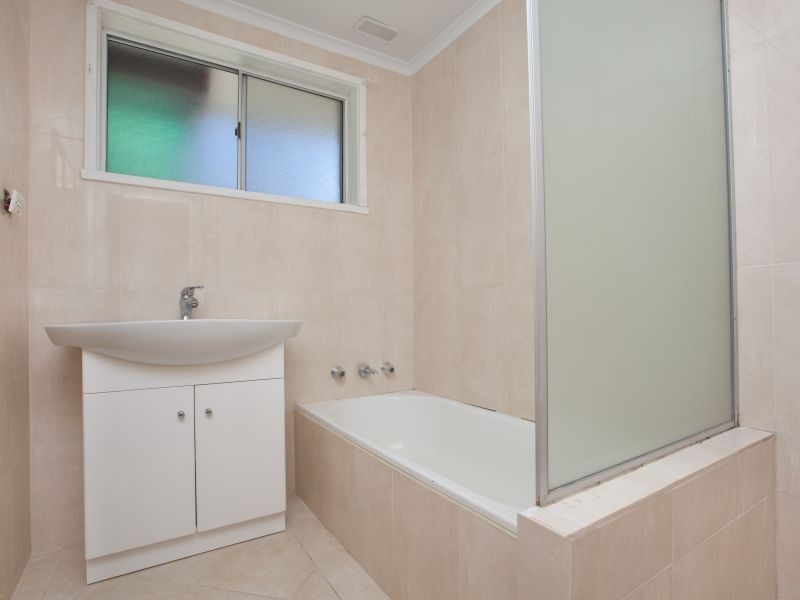 8 Paech Place, Kambah ACT 2902