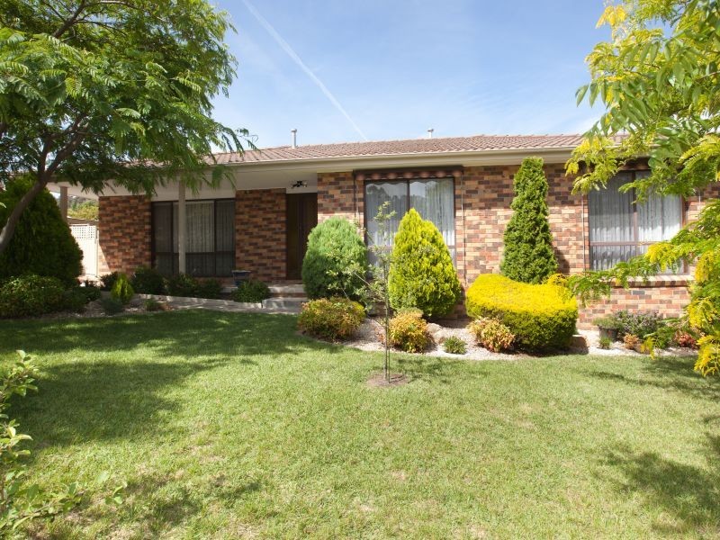 12 Freda Gibson Circuit, Theodore ACT 2905