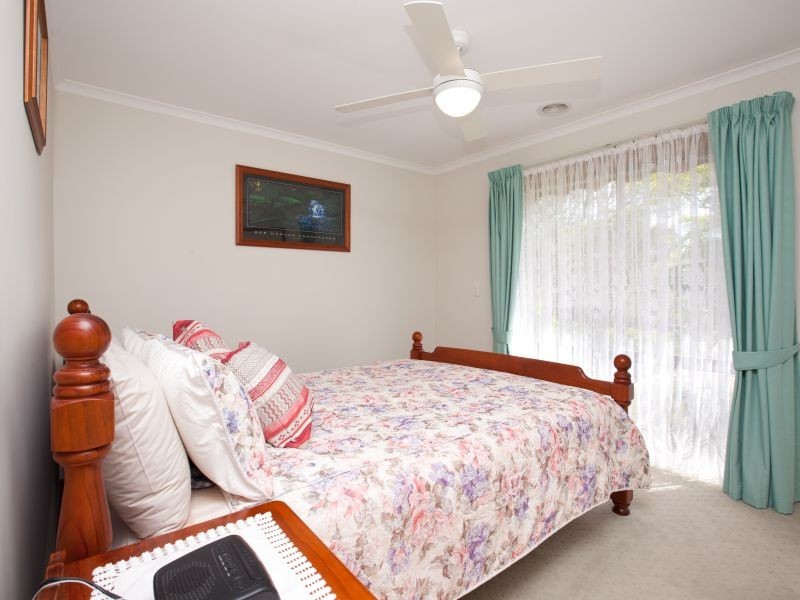 12 Freda Gibson Circuit, Theodore ACT 2905