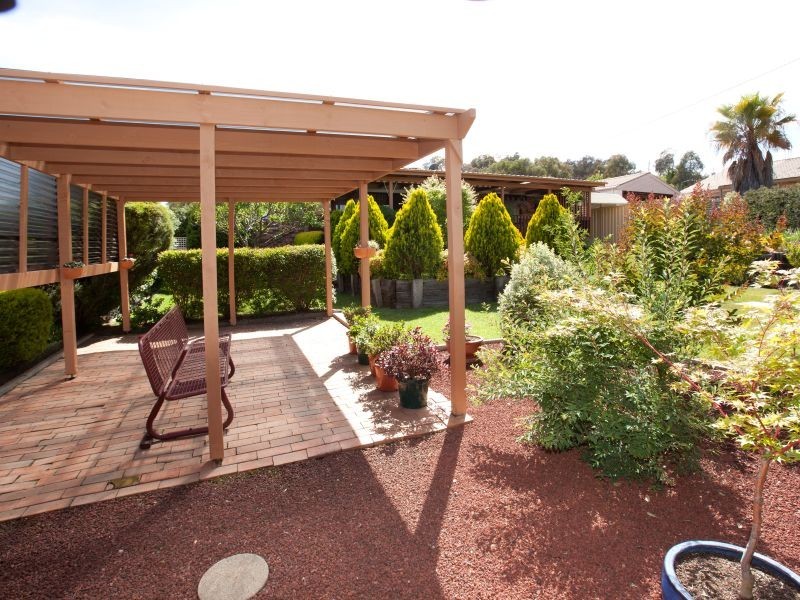 12 Freda Gibson Circuit, Theodore ACT 2905