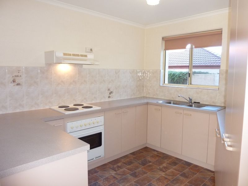 13/15 Tenison Woods Circuit, Bonython ACT 2905