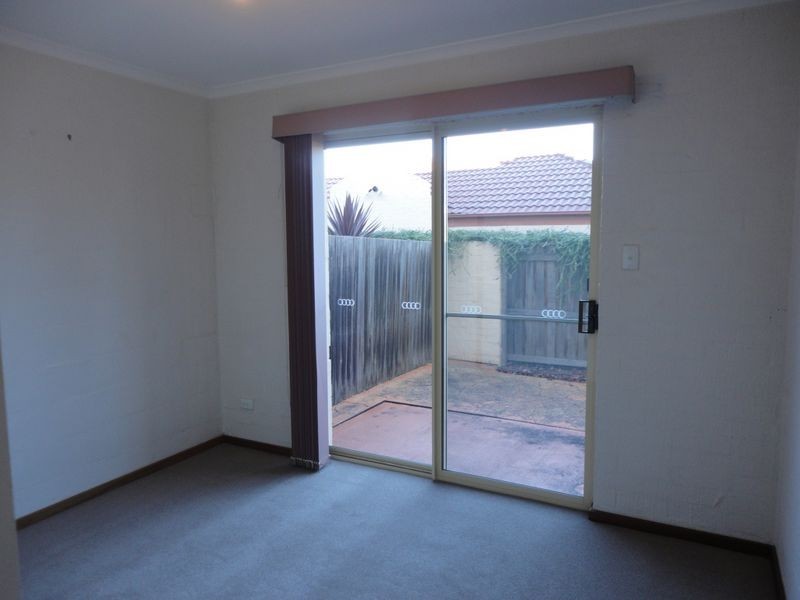 13/15 Tenison Woods Circuit, Bonython ACT 2905