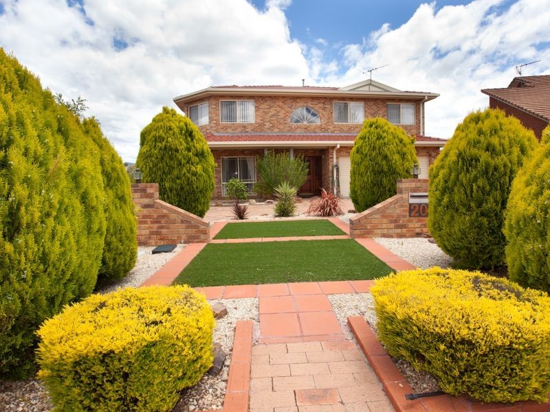 20 Fingleton Crescent, Gordon ACT 2906
