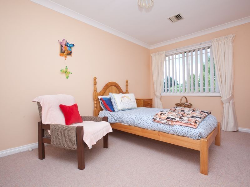 20 Fingleton Crescent, Gordon ACT 2906