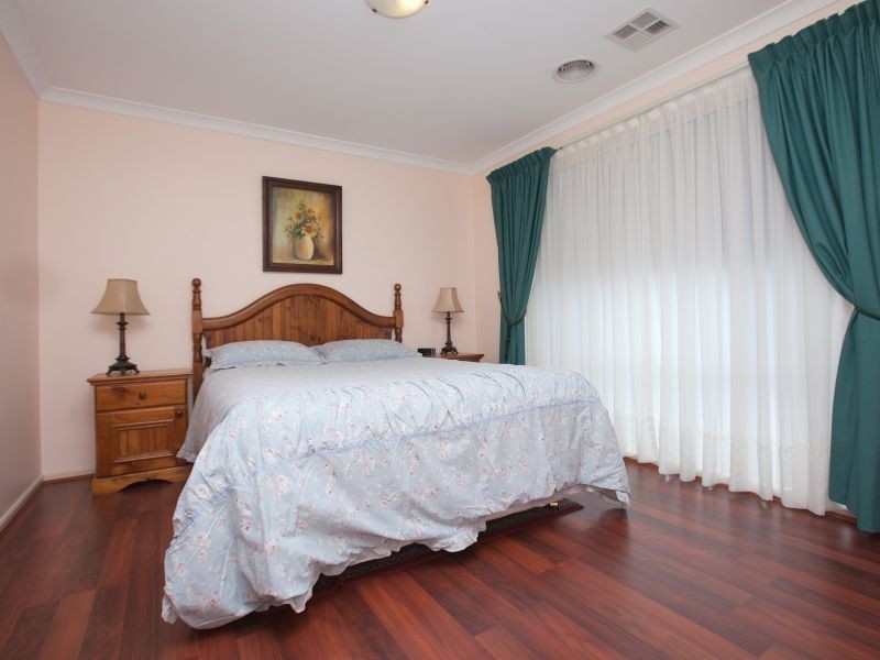45 Oxenham Circuit, Gordon ACT 2906