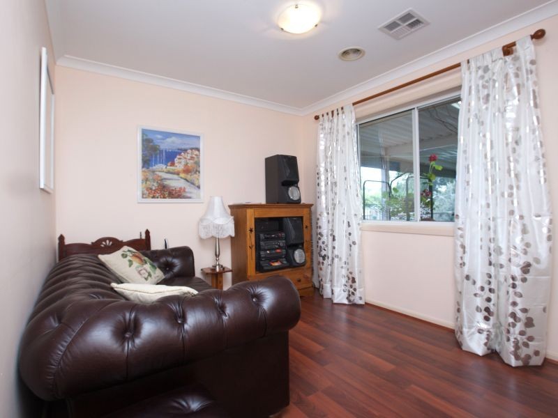45 Oxenham Circuit, Gordon ACT 2906