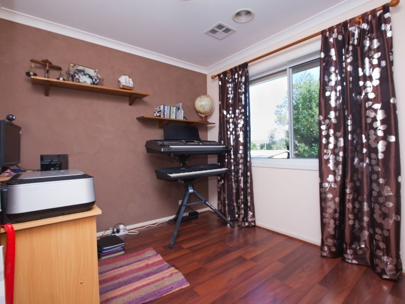 45 Oxenham Circuit, Gordon ACT 2906