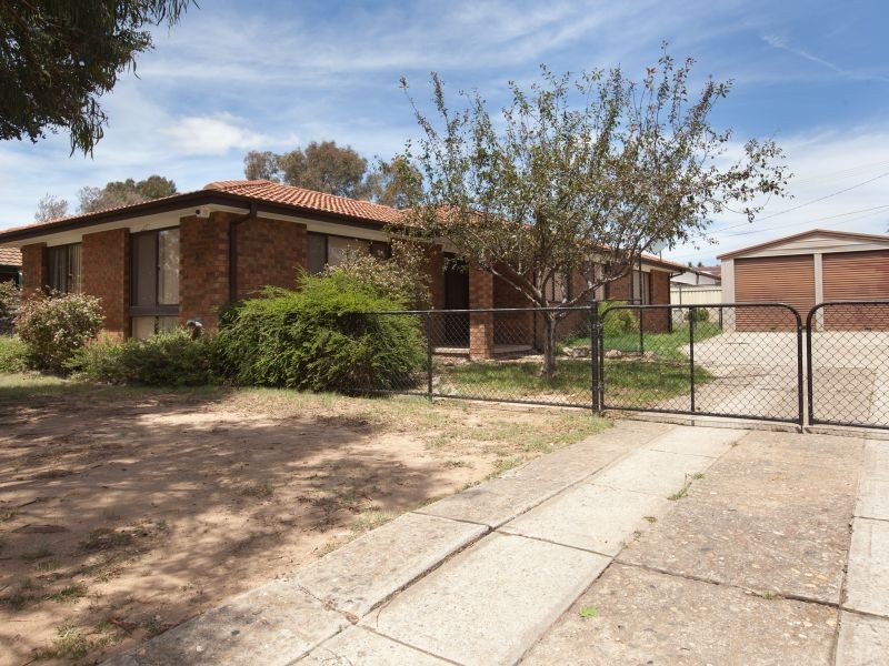 85 Ellerston Avenue, Isabella Plains ACT 2905