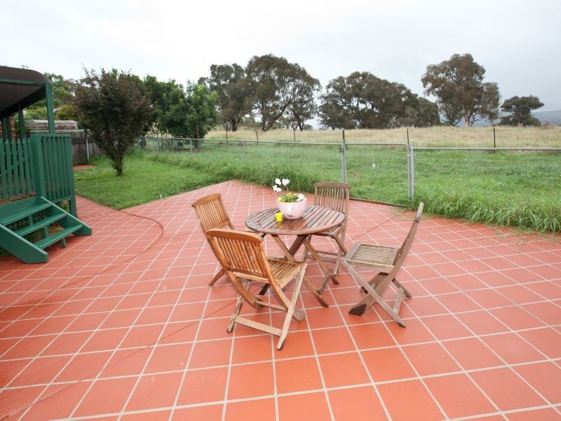 12 Charlton Crescent, Gordon ACT 2906