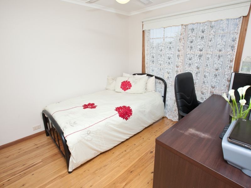 12 Charlton Crescent, Gordon ACT 2906