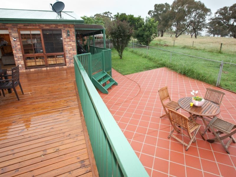 12 Charlton Crescent, Gordon ACT 2906