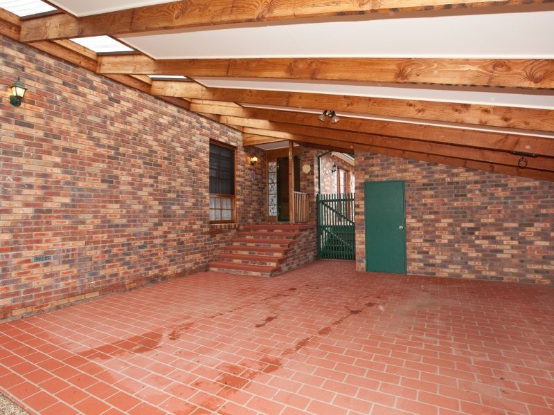 12 Charlton Crescent, Gordon ACT 2906