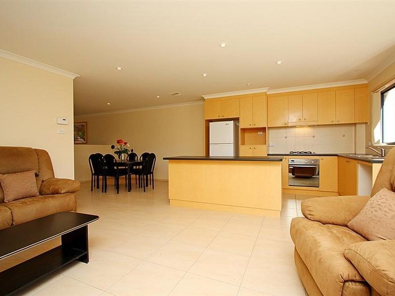 27 Opal Street, Banks ACT 2906