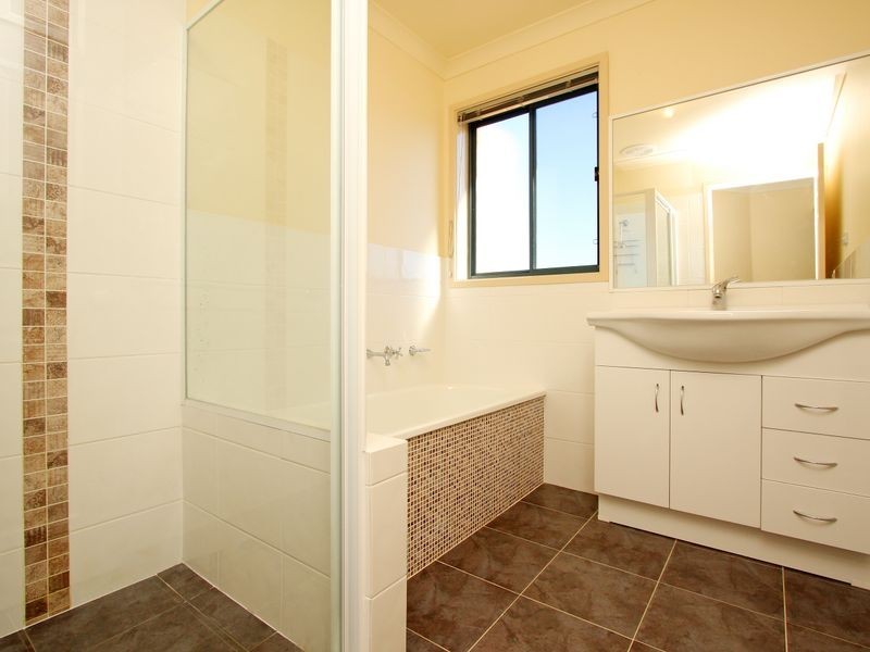 27 Opal Street, Banks ACT 2906