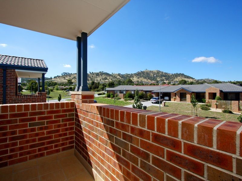 27 Opal Street, Banks ACT 2906