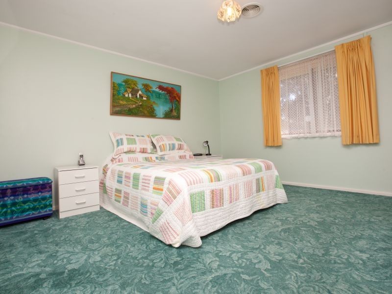 18 Ferrett Circuit, Kambah ACT 2902