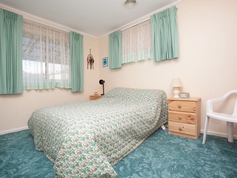 18 Ferrett Circuit, Kambah ACT 2902