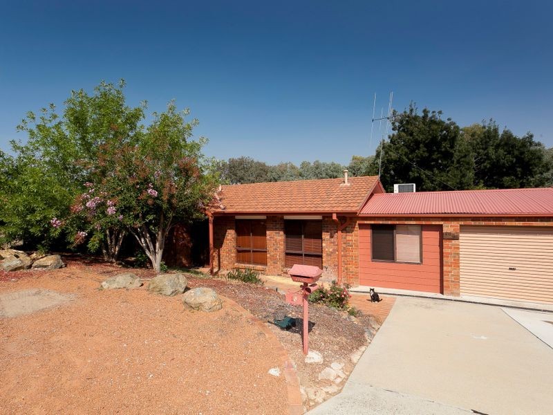18 Tregellas Crescent, Banks ACT 2906