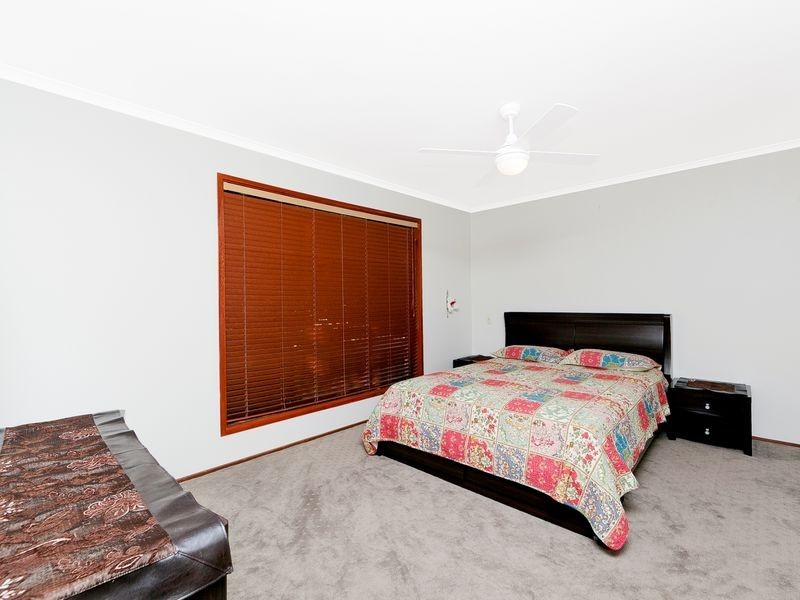 18 Tregellas Crescent, Banks ACT 2906