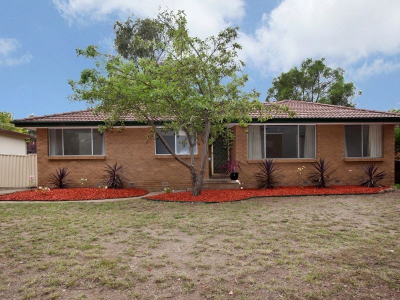 8 Karney Street, Kambah ACT 2902
