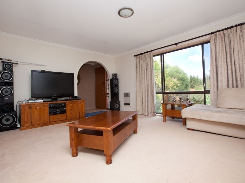 4 Docker Place, Kambah ACT 2902