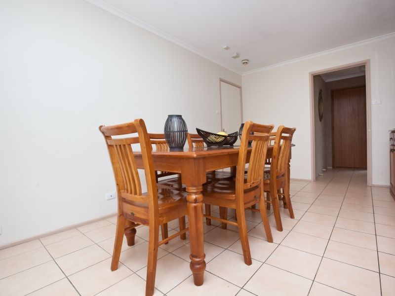 4 Docker Place, Kambah ACT 2902