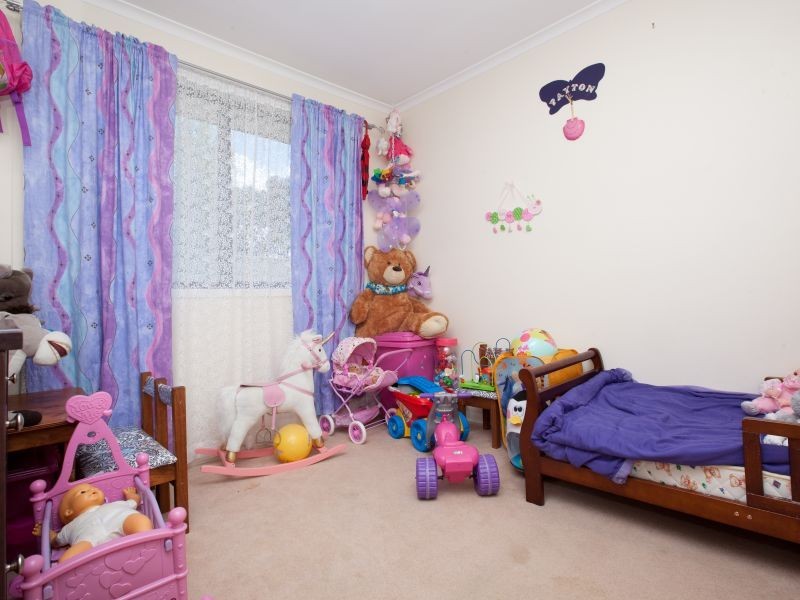 4 Docker Place, Kambah ACT 2902