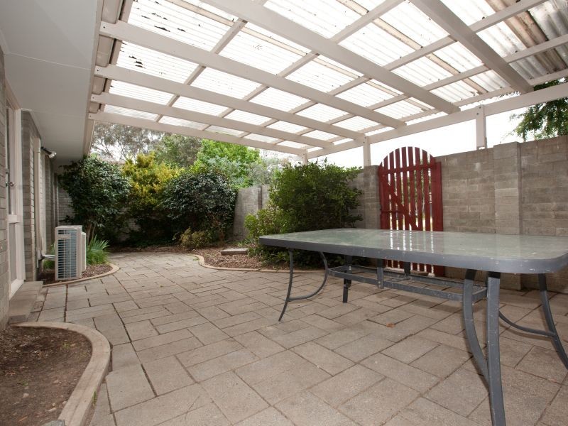 5 Bruce Place, Farrer ACT 2607