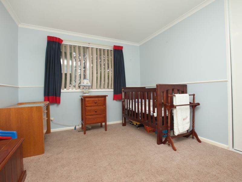 56 Elizabeth Crescent, Queanbeyan NSW 2620