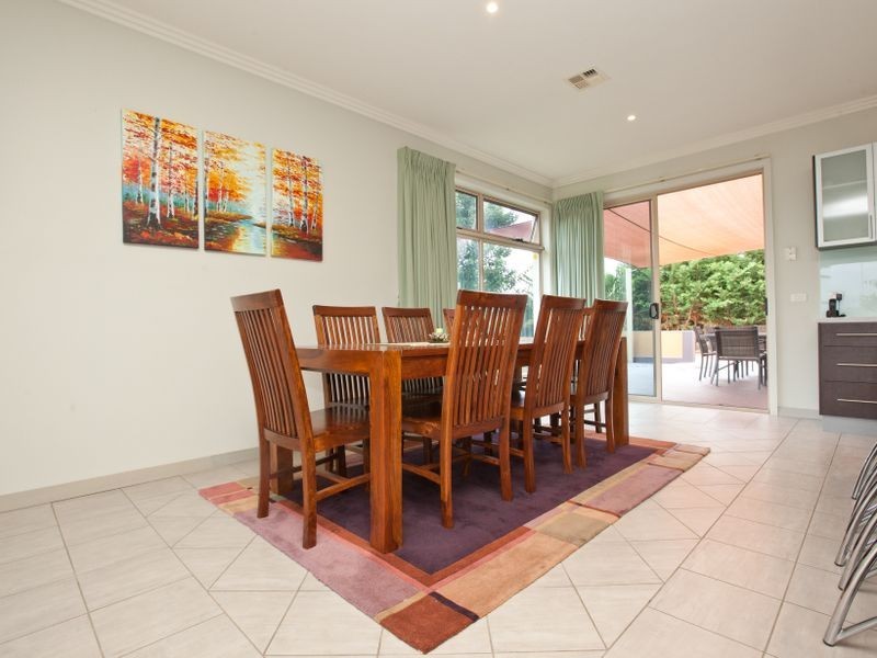 2 Rollins Place, Gordon ACT 2906