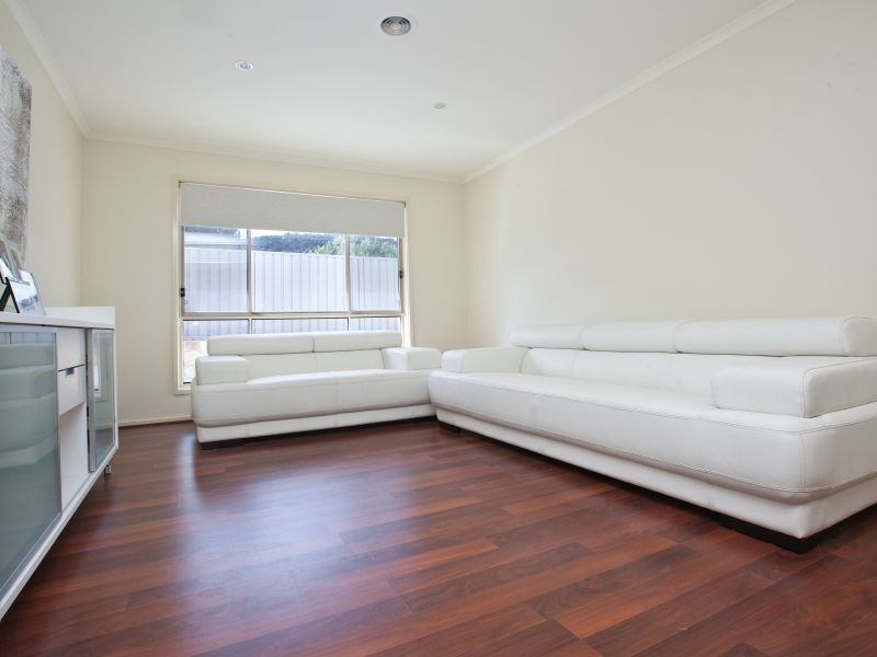 23 Dora Street, Jerrabomberra NSW 2619