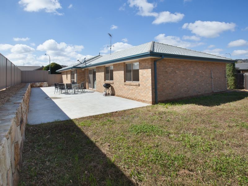 23 Dora Street, Jerrabomberra NSW 2619