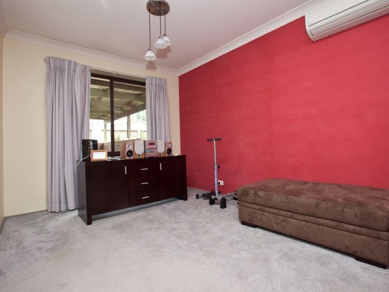 32 Abercorn Crescent, Isabella Plains ACT 2905
